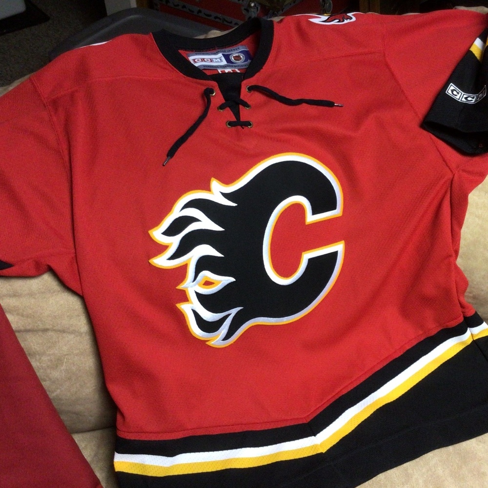 NHL CALGARY Flames jersey